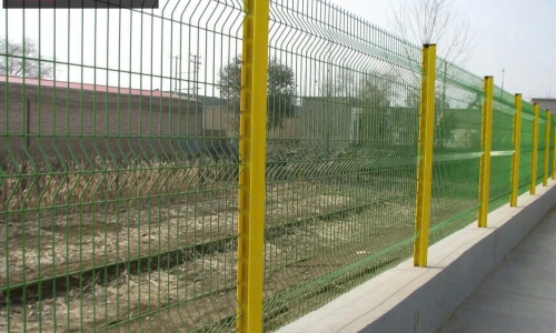 Hàng rào lưới thép tại Tuyên Quang