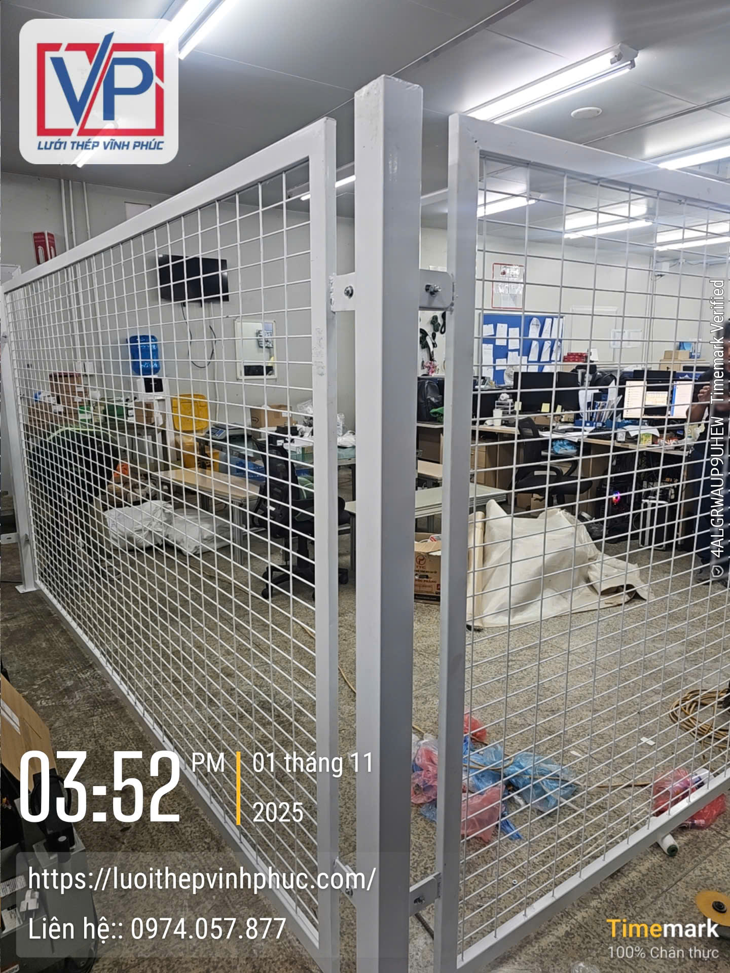 Lưới hàng rào ngăn kho hàng 