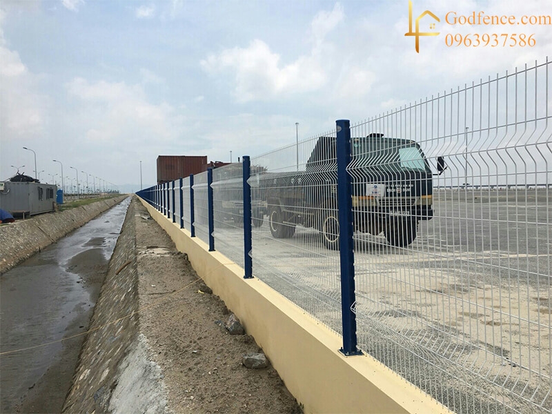 Hàng rào lưới thép tại Phú Thọ